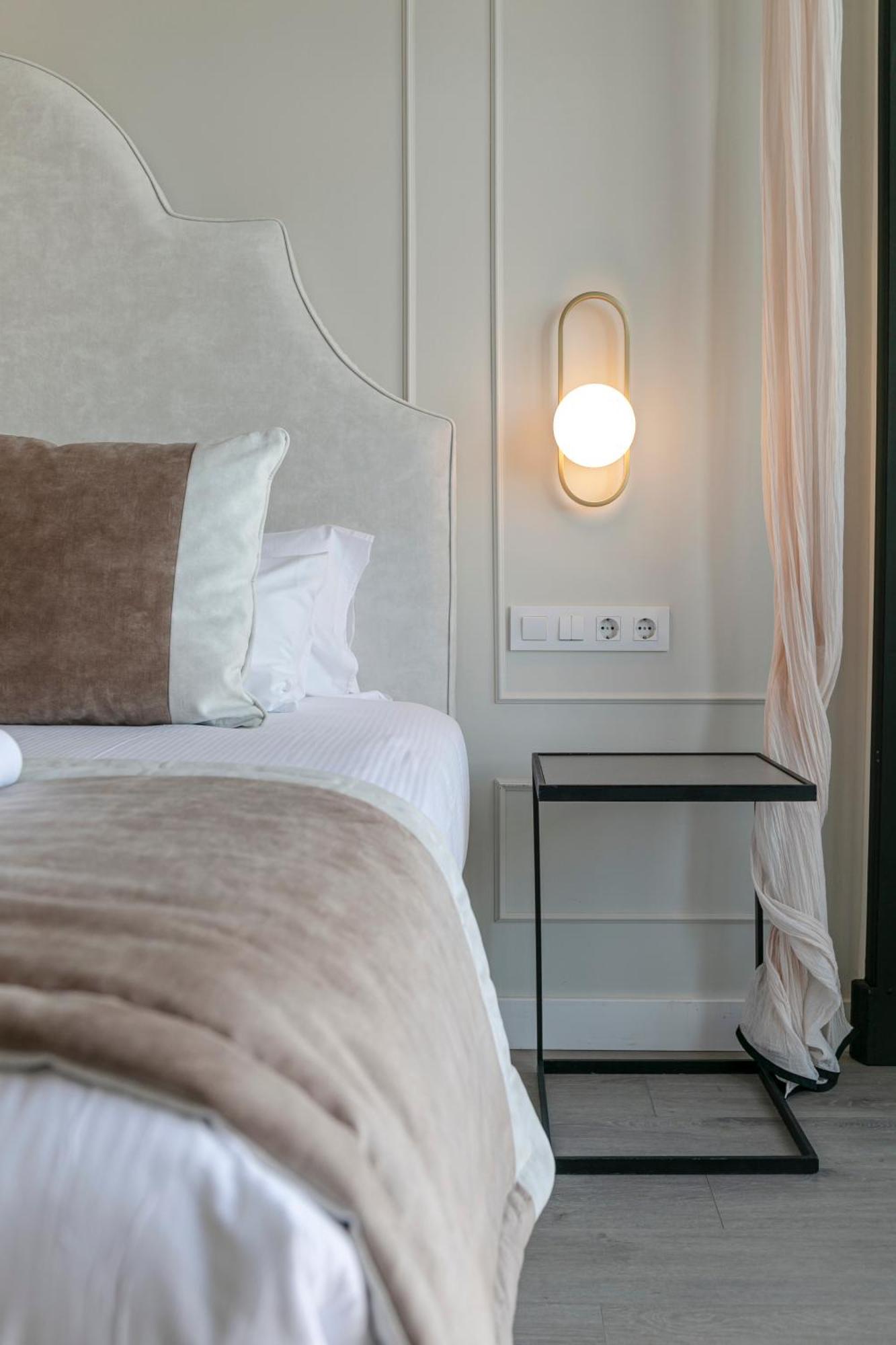 Isg Apartments Modern Atticpool At The Cathedralfree Parking Sevilla Bagian luar foto