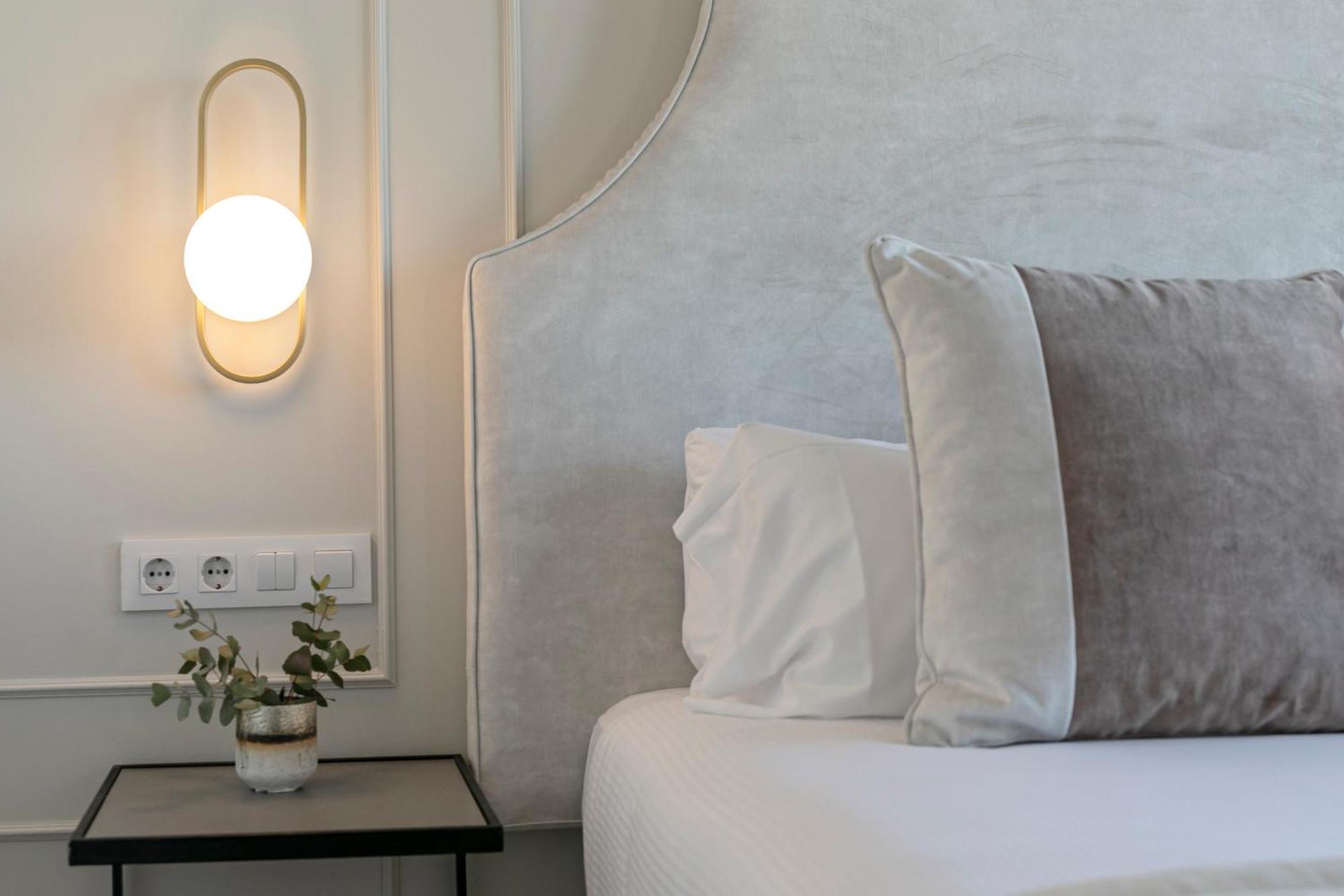 Isg Apartments Modern Atticpool At The Cathedralfree Parking Sevilla Bagian luar foto