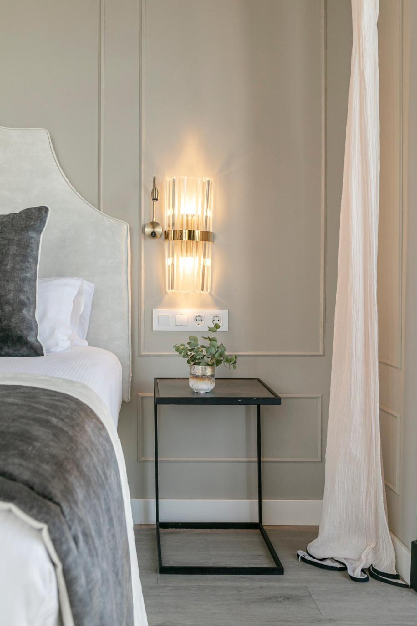 Isg Apartments Modern Atticpool At The Cathedralfree Parking Sevilla Bagian luar foto