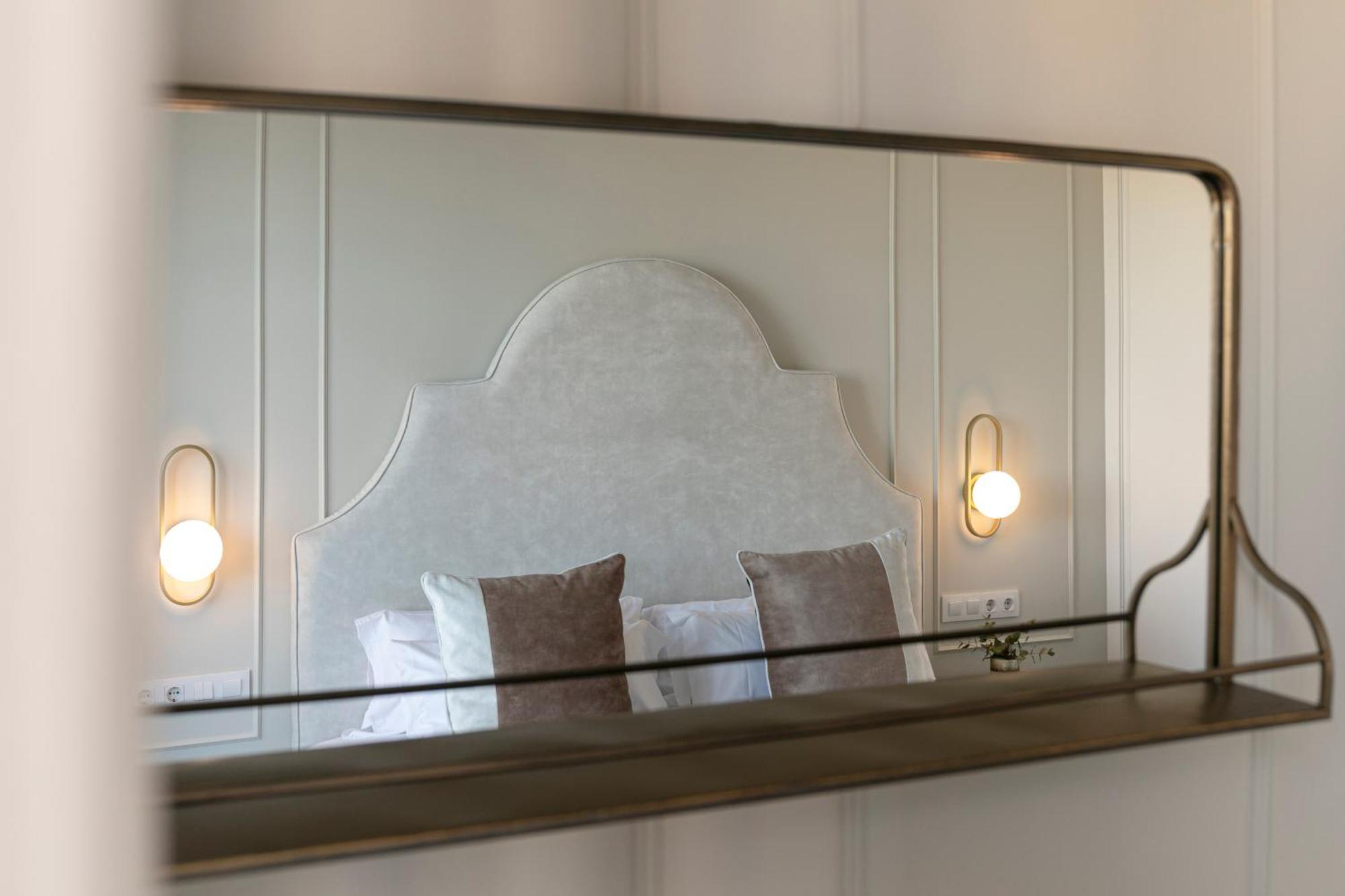 Isg Apartments Modern Atticpool At The Cathedralfree Parking Sevilla Bagian luar foto