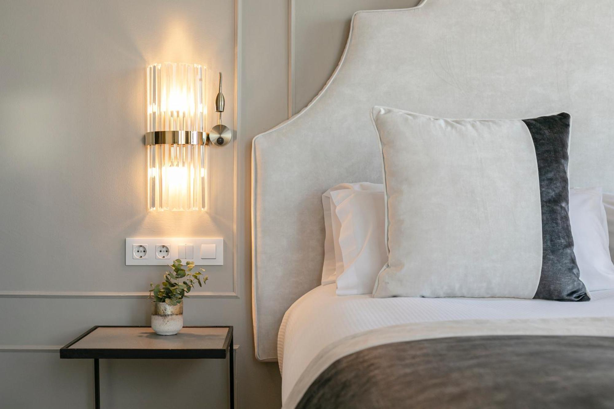 Isg Apartments Modern Atticpool At The Cathedralfree Parking Sevilla Bagian luar foto